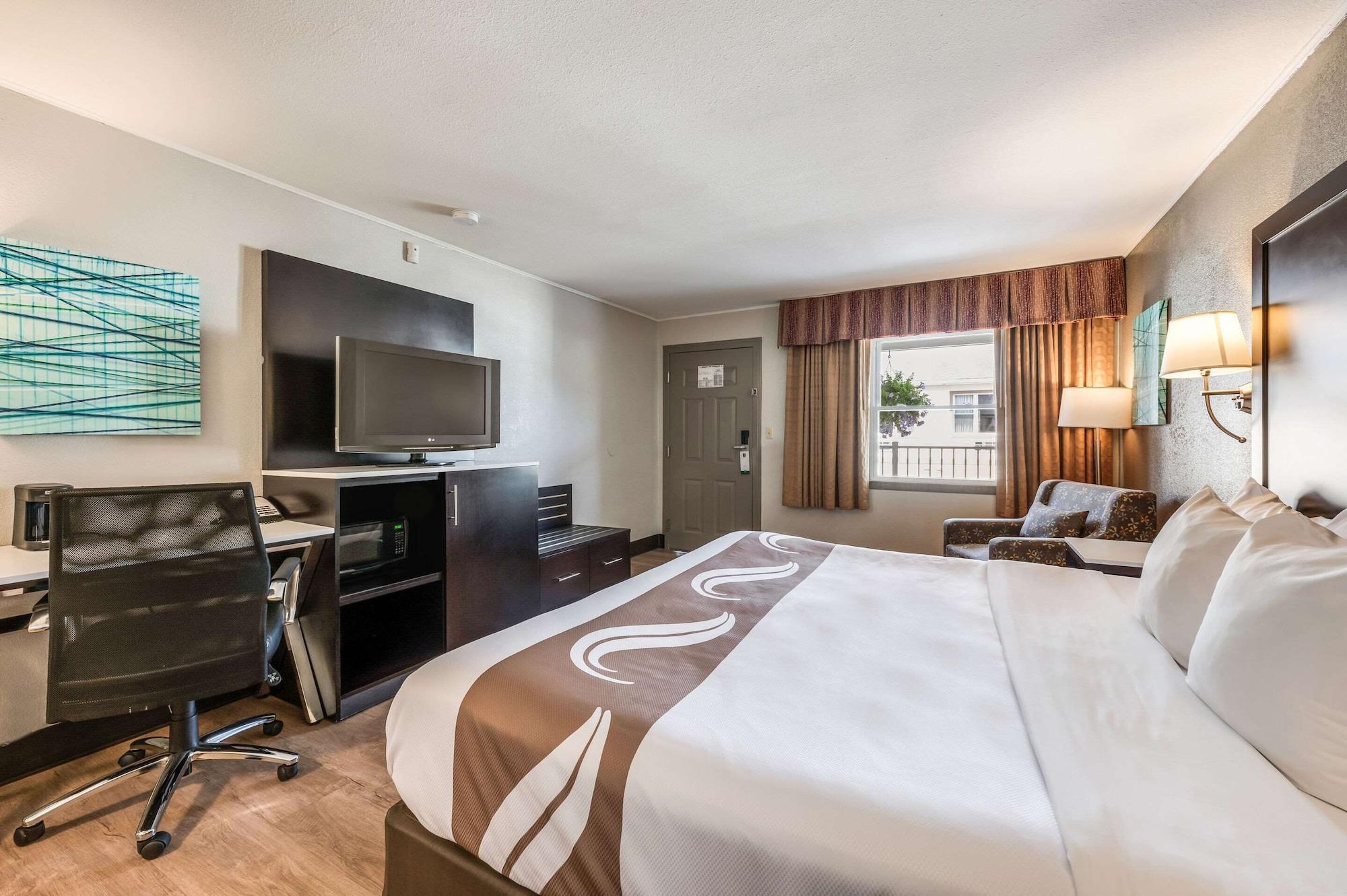 Quality Inn Poughkeepsie Bagian luar foto