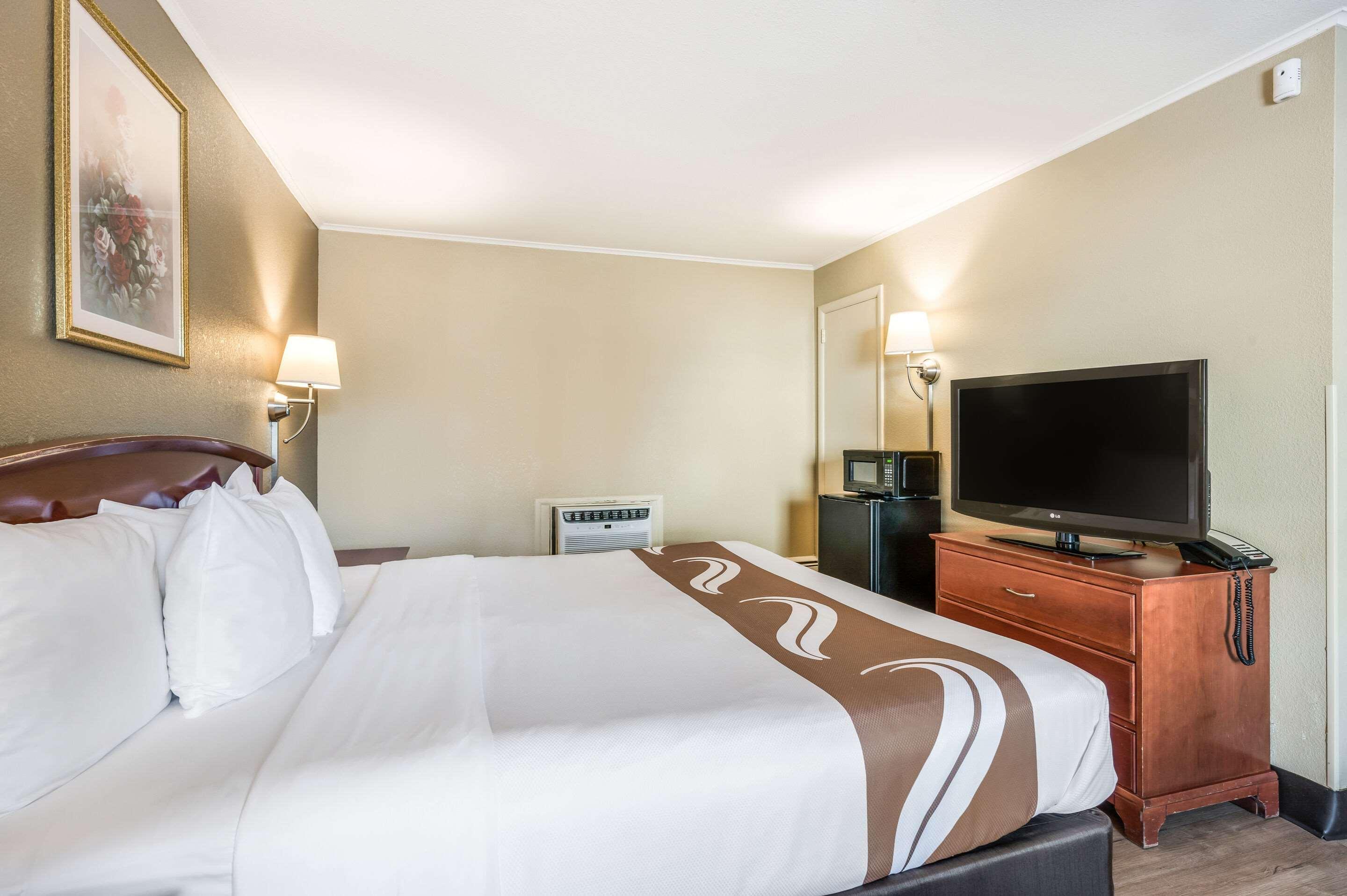 Quality Inn Poughkeepsie Bagian luar foto