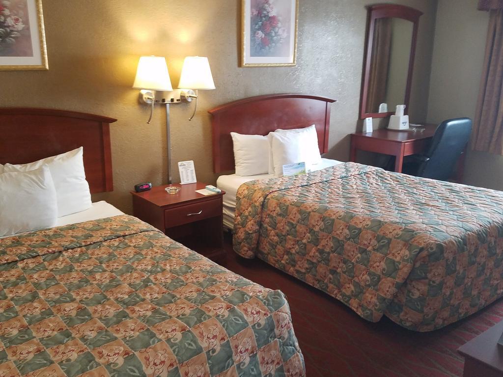Quality Inn Poughkeepsie Bagian luar foto
